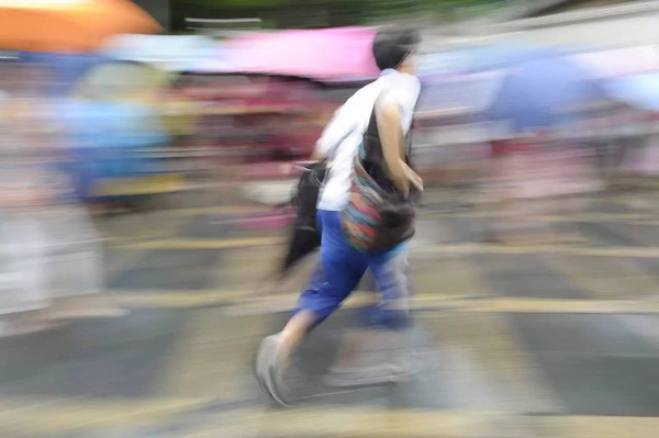 廣州暴雨突襲，高考繼續_除濕機廠家